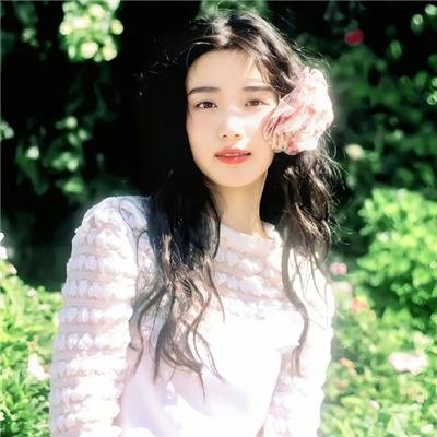 滑板女孩封面