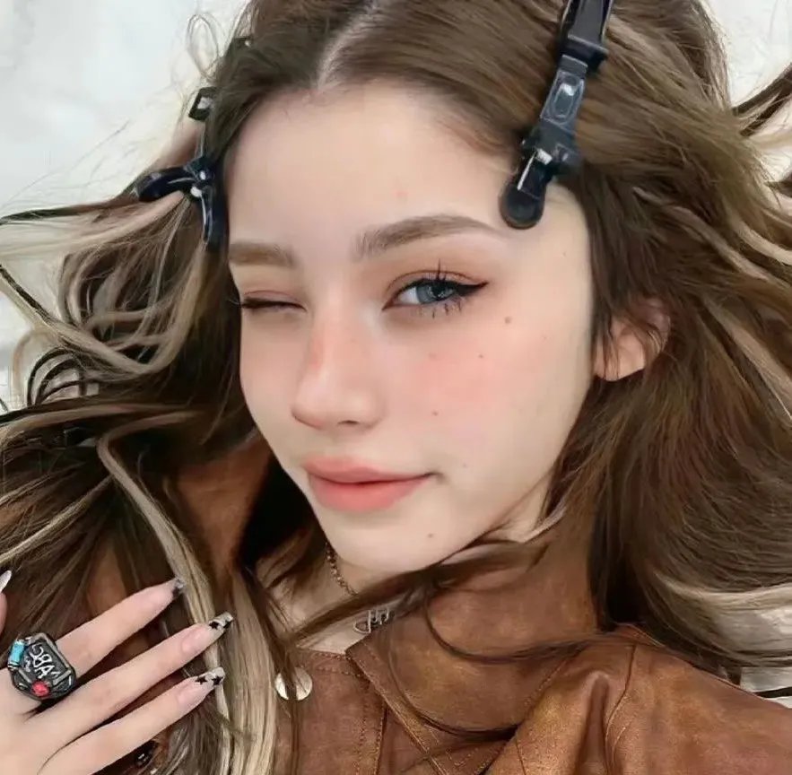 请和这样的我恋爱吧封面